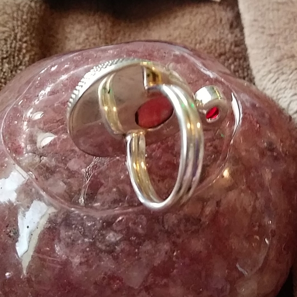 Sponge-Coral goddess, Garnet 💍 - Picture 3 of 3